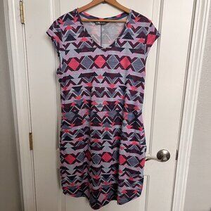 The North Face EZ Tee Dress Triangle Tribal Aztec Print Multicolor Size L